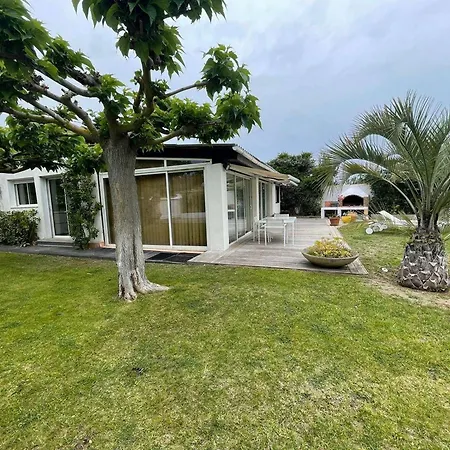 Villa Lumineuse Pieds Dans L'eau, Acces Direct, Clim, Jardin, Free Wifi, Park, Ideale Famille! - Fr-1-423-295